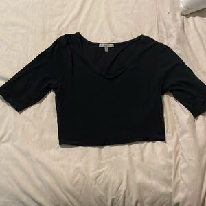 Black Crop Top l Medium